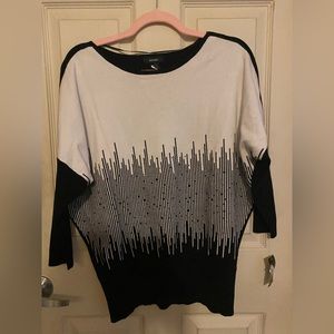 Brand new with tags beautiful and soft Alfani drop sleeve sweatshirt, size large